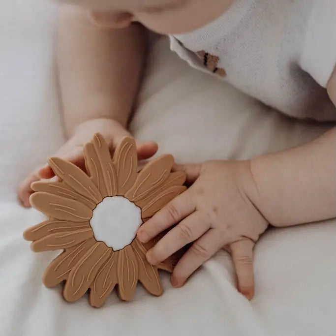 Woven Kids Silicone Daisy Teether - Clay